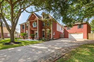 1802 Cloud Croft Dr, Friendswood, TX 77546 - Photo 3