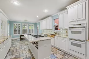 1802 Cloud Croft Dr, Friendswood, TX 77546 - Photo 9