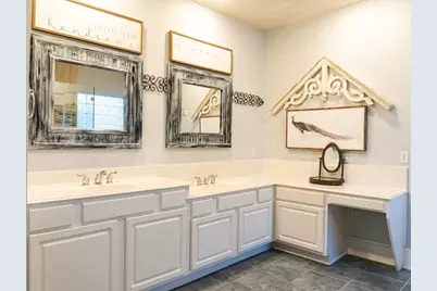1802 Cloud Croft Drive, Friendswood, TX 77546 - Photo 25