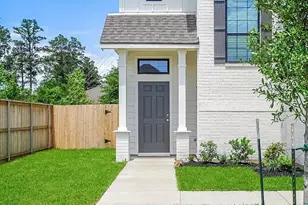 1042 Tomball Downs Dr, Tomball, TX 77375 - Photo 1