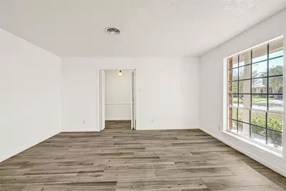 1611 Droxford Drive, Houston, TX 77008 - Photo 7