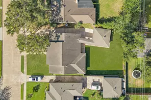 1611 Droxford Dr, Houston, TX 77008 - Photo 45