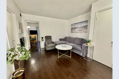 2601 Bellefontaine St #A107, Houston, TX 77025 - Photo 3