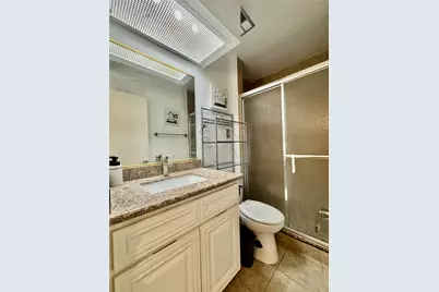 2601 Bellefontaine St #A107, Houston, TX 77025 - Photo 15