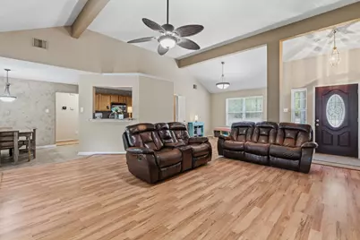 907 Columbia River Road, Montgomery, TX 77316 - Photo 5