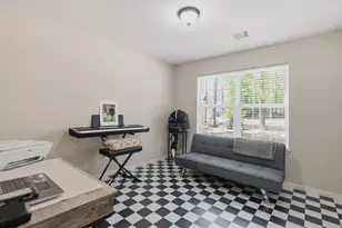 907 Columbia River Rd, Montgomery, TX 77316 - Photo 15