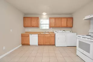 500 W Pitts Ave, Pasadena, TX 77506 - Photo 11