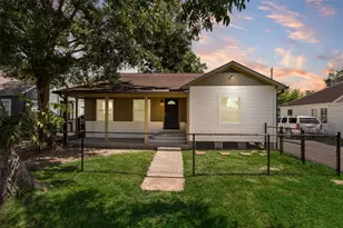 3514 Moore St, Houston, TX 77009 - Photo 1