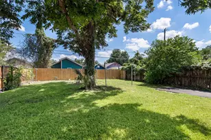 3514 Moore St, Houston, TX 77009 - Photo 25