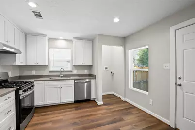 3514 Moore Street, Houston, TX 77009 - Photo 11
