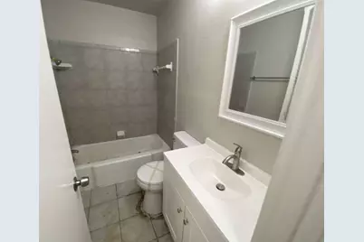 4014 Ripplebrook Drive, Houston, TX 77045 - Photo 9