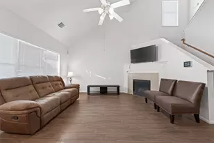 1119 Auburn View Ln, Fresno, TX 77545 - Photo 9