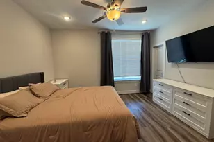 1282 N Post Oak Rd, Houston, TX 77055 - Photo 13