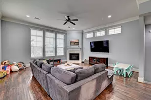 1621 W 23rd St, Houston, TX 77008 - Photo 17