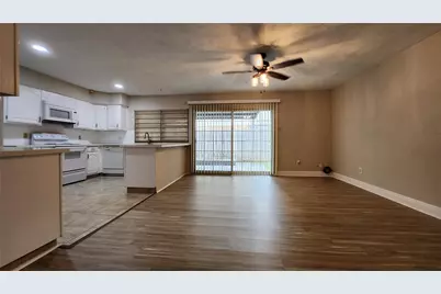 7314 El Cresta Drive, Houston, TX 77083 - Photo 11