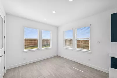 12110 Willow Way Avenue, Mont Belvieu, TX 77535 - Photo 7