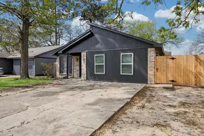 8611 Valley Rock Drive, Houston, TX 77078 - Photo 1