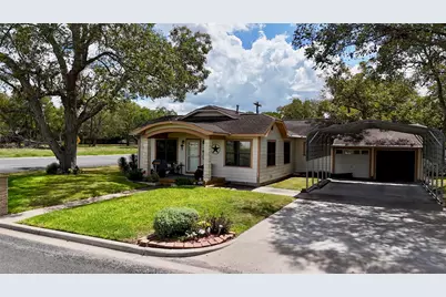 302 S Main Street, Schulenburg, TX 78956 - Photo 39