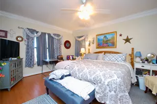 302 S Main St, Schulenburg, TX 78956 - Photo 11