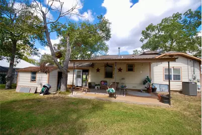 302 S Main Street, Schulenburg, TX 78956 - Photo 21