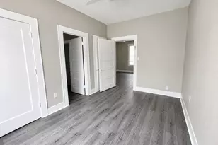 2406 35th St, Galveston, TX 77550 - Photo 9