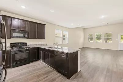 6131 Carpenters Cove Lane, Houston, TX 77049 - Photo 7