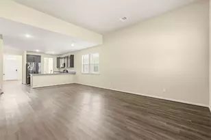 6131 Carpenters Cove Ln, Houston, TX 77049 - Photo 13