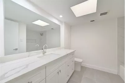 50 Saddlebrook Lane, Houston, TX 77024 - Photo 33