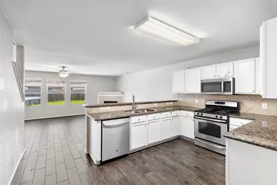 11027 Bauer Elm St Street, Houston, TX 77044 - Photo 7