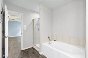 11027 Bauer Elm St St, Houston, TX 77044 - Photo 13