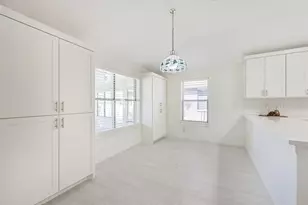 3810 E Peach Hollow Cir, Pearland, TX 77584 - Photo 13