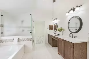 3810 E Peach Hollow Cir, Pearland, TX 77584 - Photo 23