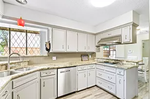 15715 Brookvilla Dr, Houston, TX 77059 - Photo 13