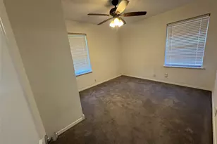 935 Creager St, Houston, TX 77034 - Photo 17
