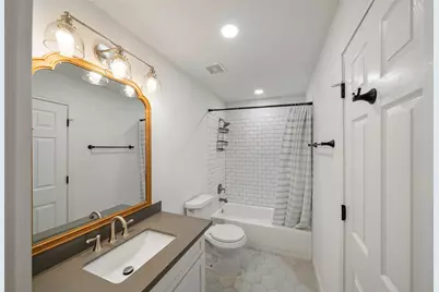 4884 Holly Lane W, Montgomery, TX 77316 - Photo 17