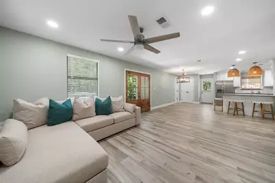 4884 Holly Lane W, Montgomery, TX 77316 - Photo 13