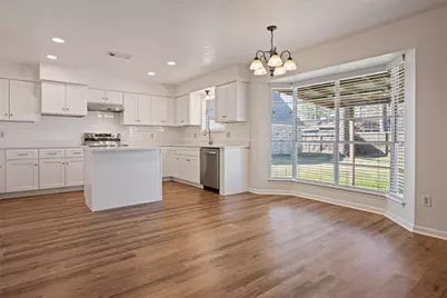 9915 Bayou Woods Drive, Baytown, TX 77521 - Photo 7