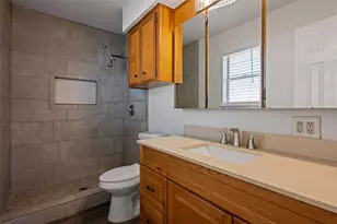 9915 Bayou Woods Dr, Baytown, TX 77521 - Photo 33