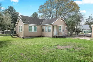 630 Orange St, La Marque, TX 77568 - Photo 23