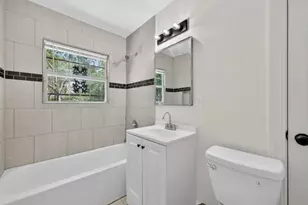 7023 Crestmont St, Houston, TX 77033 - Photo 19