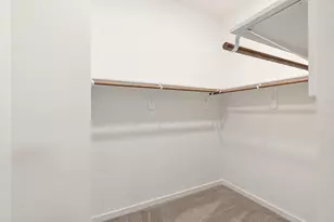 6712 Parker Oaks Ln, Houston, TX 77076 - Photo 19