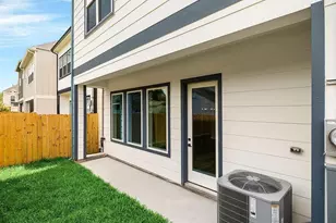 6712 Parker Oaks Ln, Houston, TX 77076 - Photo 39