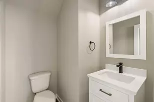 6712 Parker Oaks Ln, Houston, TX 77076 - Photo 29