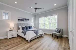 6113 Nicholas Grv Pl, Houston, TX 77055 - Photo 31