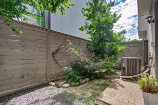 6113 Nicholas Grv Pl, Houston, TX 77055 - Photo 47