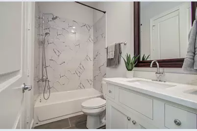 6113 Nicholas Grove Place, Houston, TX 77055 - Photo 9