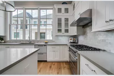 6113 Nicholas Grove Place, Houston, TX 77055 - Photo 17