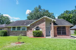 10418 Sagemeadow Ln, Houston, TX 77089 - Photo 1