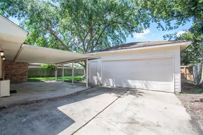 10418 Sagemeadow Lane, Houston, TX 77089 - Photo 21