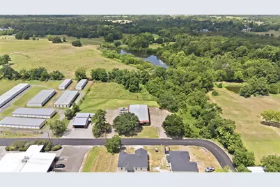 810 S State Street, Madisonville, TX 77864 - Photo 7